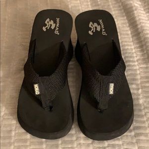 Nomad Platform Sandals
